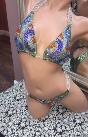 AP92 STUNNING GREEN W MULTI COLORED CRYSTALS FIGURE PHYSIQUE BODYBUILDING POSING SUIT